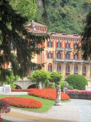 Et un palace de plus hors du coup côté jardin: La Villa d'Este esterougerose.jpg