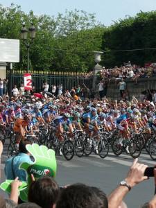 Découvrez Paris à vélo avec HostelBookers