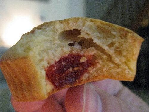 Petits gâteaux légers aux fraises séchées Petites-douceurs-4923.JPG