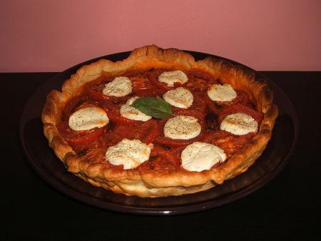Tarte fine aux tomates, chèvre & basilic DSCF4073