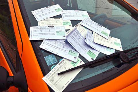 Une année de circulations et d’arrêts – toujours intempestifs – dans Périgueux s’élève à plus de 337 € . Voici un conducteur citoyen qui participe au bon fonctionnement financier de la société publique ! Photo Pascal SERRE