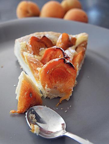 Crème d’amande tarte-abricots-mini.jpg