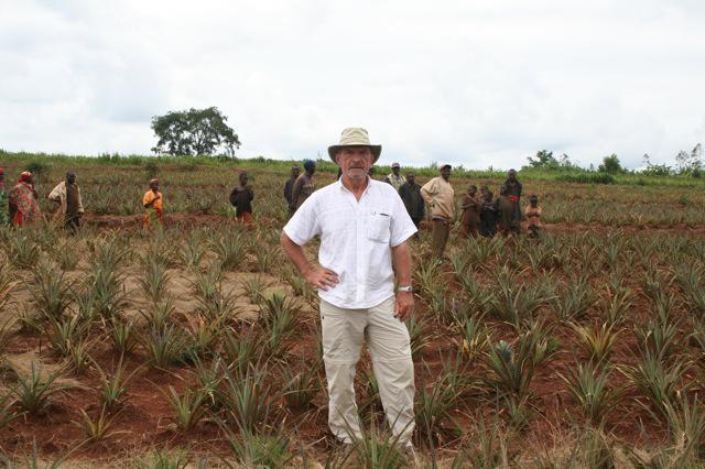 L'échevin des produits wallons dans les ananas clip_image001