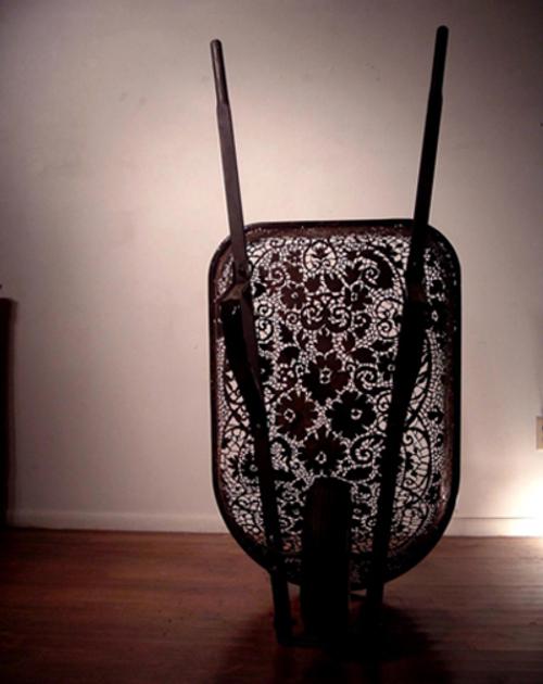 Dentelles de métal par Cal Lane Dentelles de métal par Cal Lane