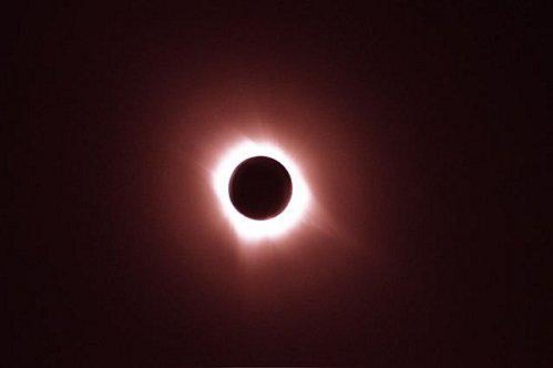 Eclipse-du-11-juillet-2010-Tahiti--5-.jpg