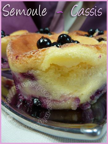 Gâteaux de semoule au cassis Gâteaux de semoule au cassis