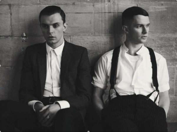 Hurts: Happiness - Stream
Nouveau single prévu pour le duo... Hurts: Happiness - Stream
Nouveau single prévu pour le duo...