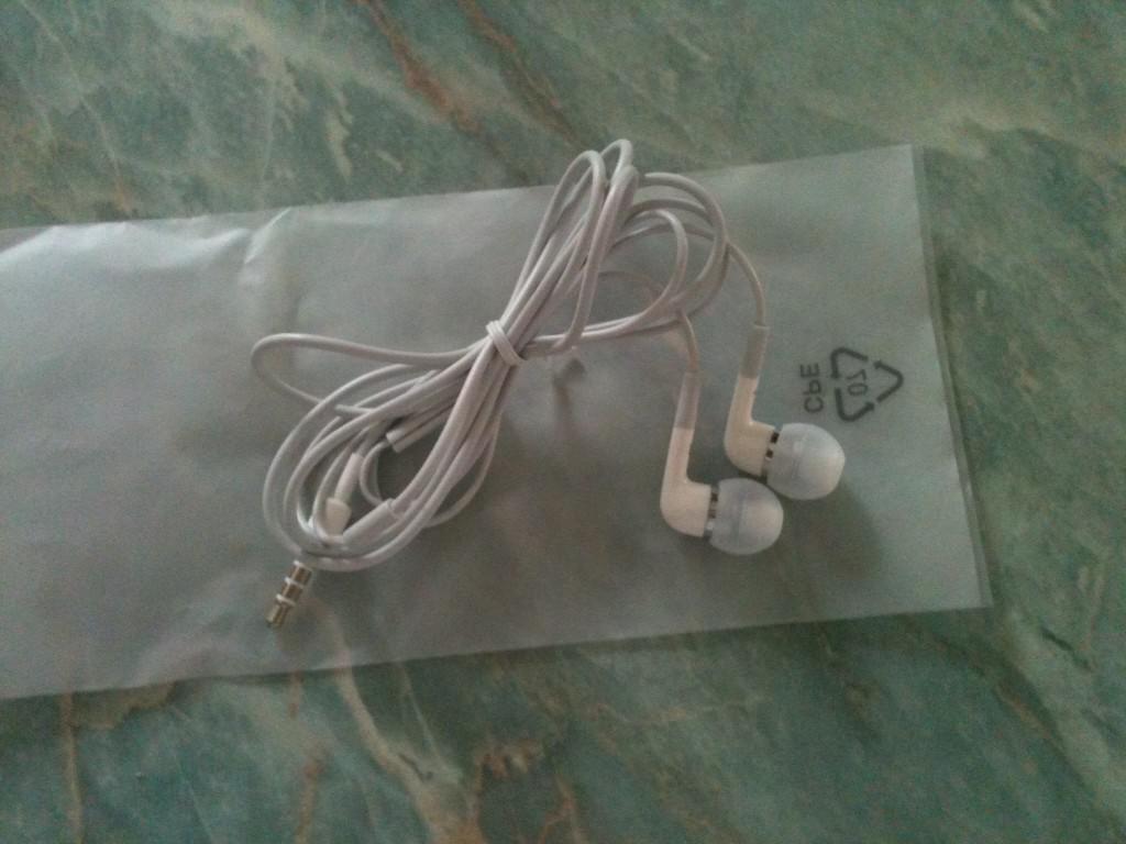 [TEST] faux écouteurs Apple In-Ear à 3,39$