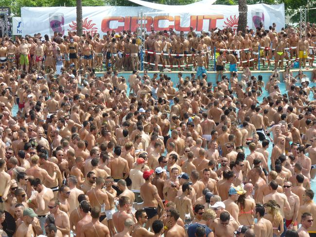 DIAPORAMA : en direct de la pool party du festival Circuit à Barcelone au Waterpark! DIAPORAMA : en direct de la pool party du festival Circuit à Barcelone au Waterpark!
