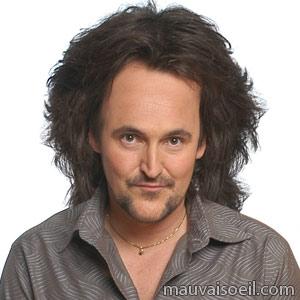 guy021 Guy A. Lepage et ses déboires à trouver un couvre-chef approprié