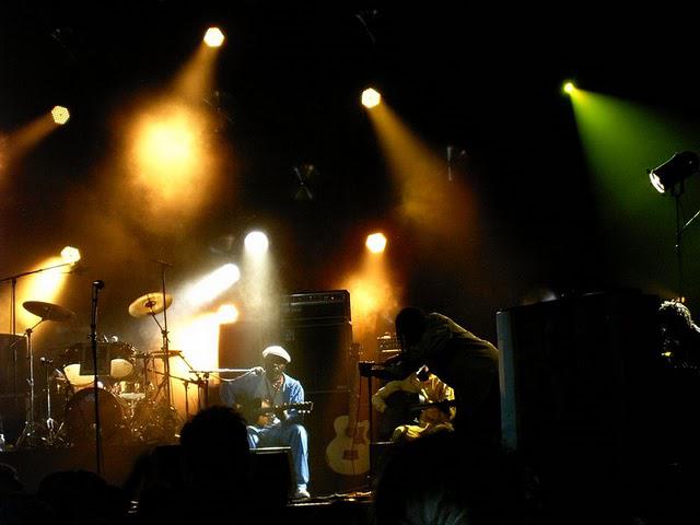 IMPRESSIONS D'ESCALES IMPRESSIONS D'ESCALES