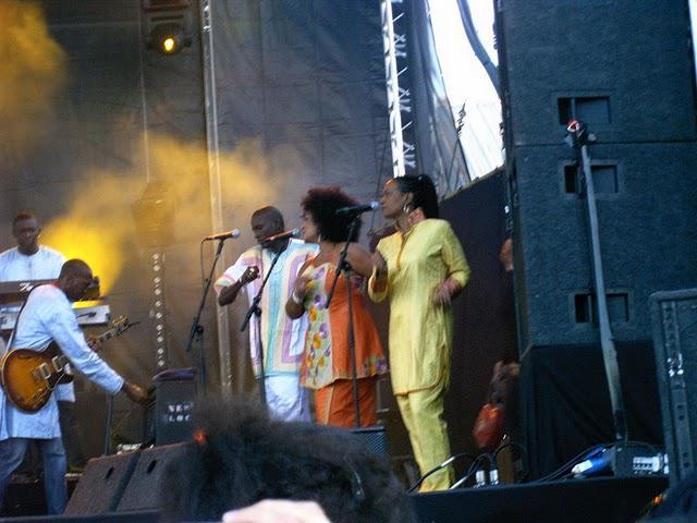 IMPRESSIONS D'ESCALES IMPRESSIONS D'ESCALES