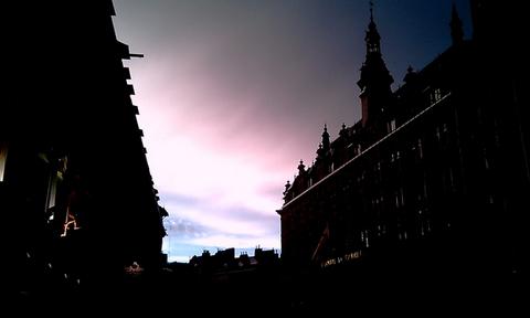 Un soir après l'averse. Un soir après l'averse.