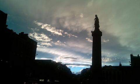 Un soir après l'averse. Un soir après l'averse.