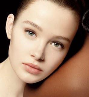 Le paradoxe des tendances maquillage 2010 Le paradoxe des tendances maquillage 2010