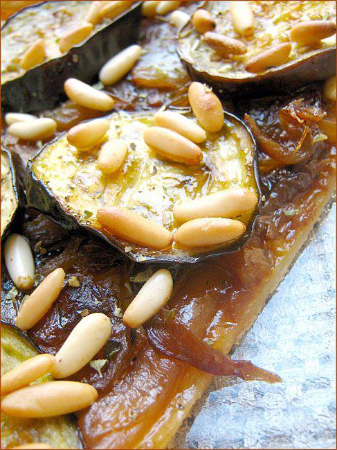 Tarte Fine Aubergines au Miel & Pignons 