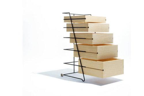 Commode Slybox par keiji Ashizawa Commode Slybox par keiji Ashizawa