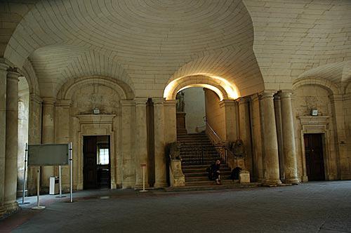 Les voûtes plates de l'hôtel de ville d'Arles (13) Les voûtes plates de l'hôtel de ville d'Arles (13)