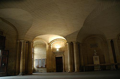 Les voûtes plates de l'hôtel de ville d'Arles (13) Les voûtes plates de l'hôtel de ville d'Arles (13)
