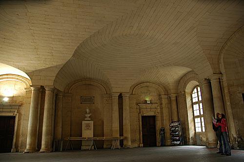 Les voûtes plates de l'hôtel de ville d'Arles (13) Les voûtes plates de l'hôtel de ville d'Arles (13)