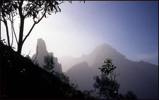 Cratère de Cova et village de Passagem cap-vert-cratere-corvo.1277285828.jpg