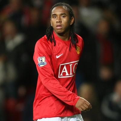 Anderson de Manchester United victime d'un accident de voiture Anderson de Manchester United victime d'un accident de voiture
