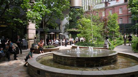 Au centre, Marunouchi ... DSCN3683