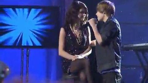 Justin Bieber et Selena Gomez amoureux Justin Bieber et Selena Gomez amoureux