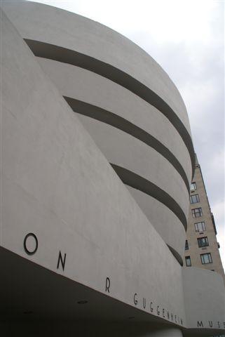 Solomon R. Guggenheim Museum New York 2010 341.jpg