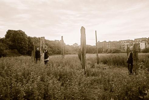 hidden-orchestra-hiding FREE BEAT TIME – Hidden Orchestra – “Footsteps”