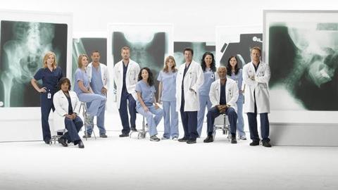Grey's Anatomy saison 7 ... Justin Chambers (Alex) ... De miraculé à héros Grey's Anatomy saison 7 ... Justin Chambers (Alex) ... De miraculé à héros
