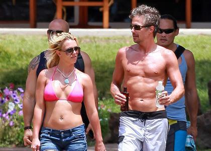 Britney Spears et Jason Trawick : mariage à Hawaï ?!