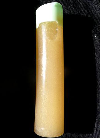 Gelée après-rasage au cyprès bleu et aux agrumes Gel_e_apr_s_rasage_cl_mentine_et_cypr_s_bleu