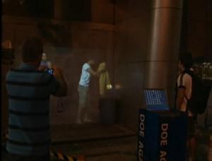 virtual homeless virtual homeless 300x228 Des SDF virtuels au Brésil pour sensibiliser aux dons de vêtements