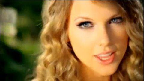 Taylor Swift ... Elle devient maman ... dans son nouveau clip, Mine Taylor Swift ... Elle devient maman ... dans son nouveau clip, Mine