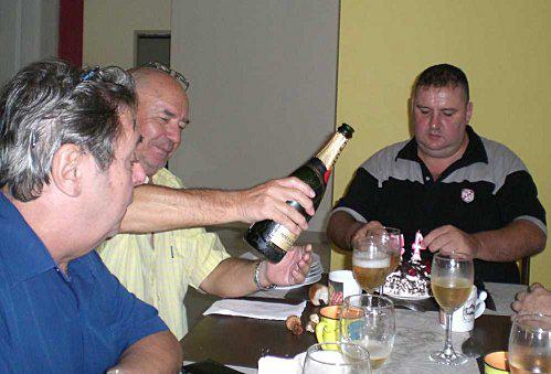 29 août: Bon Anniversaire à Thierry. CIMG0195