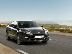 Mondial-2010-Renault_laguna_3_restyling