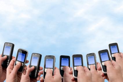 sms Twitter aura t il plus d’utilisateurs que Facebook?