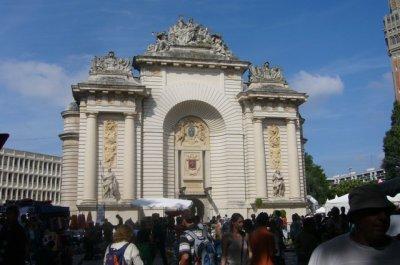 Le monde il est mondial, la braderie de Lille aussi ! Le monde il est mondial, la braderie de Lille aussi !