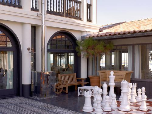 hotel-corniche hotel-corniche