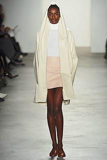 KELLY MOREIRA KELLY MOREIRA