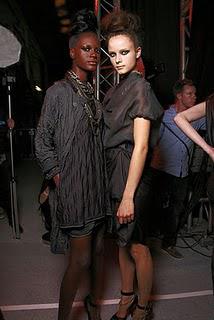 KELLY MOREIRA KELLY MOREIRA