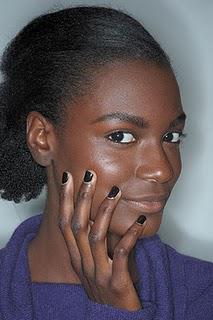 KELLY MOREIRA KELLY MOREIRA