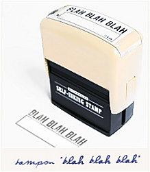 Petits mots de retard et autres réjouissances. po_tampon_blahblah.jpg