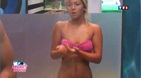 Secret Story 4 ... la douche du 8 septembre 2010 Secret Story 4 ... la douche du 8 septembre 2010