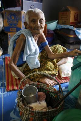 Mi-Yaille n'aura jamais 113 ans!!! Mi-Yaille n'aura jamais 113 ans!!!