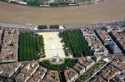 Esplanade des Quinconces vue du ciel
