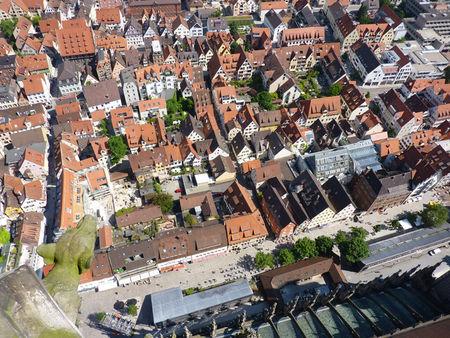 ULM, LA FLECHE LA PLUS HAUTE DU MONDE ULM, LA FLECHE LA PLUS HAUTE DU MONDE