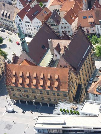 ULM, LA FLECHE LA PLUS HAUTE DU MONDE ULM, LA FLECHE LA PLUS HAUTE DU MONDE