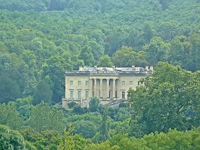OvoïdeEnfin ils se demandèrent s’il y avait des hommes da... OvoïdeEnfin ils se demandèrent s’il y avait des hommes da...